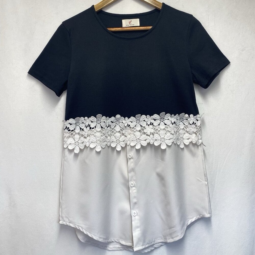 Q' Tie House Scalloped Lace Short Sleeve Tunic Top Women S-M Ivory / Black